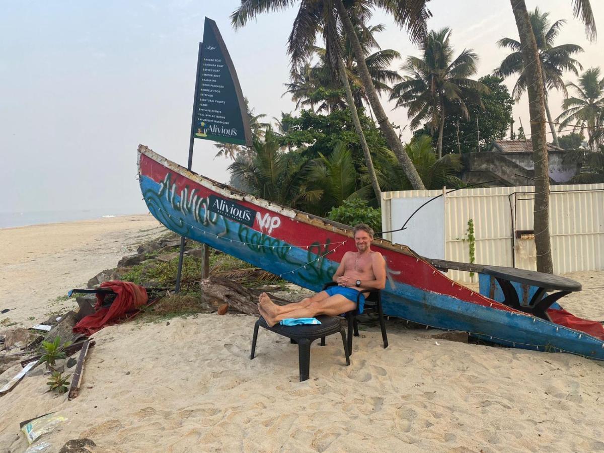 Alivious Beach Homestay Alappuzha Ngoại thất bức ảnh