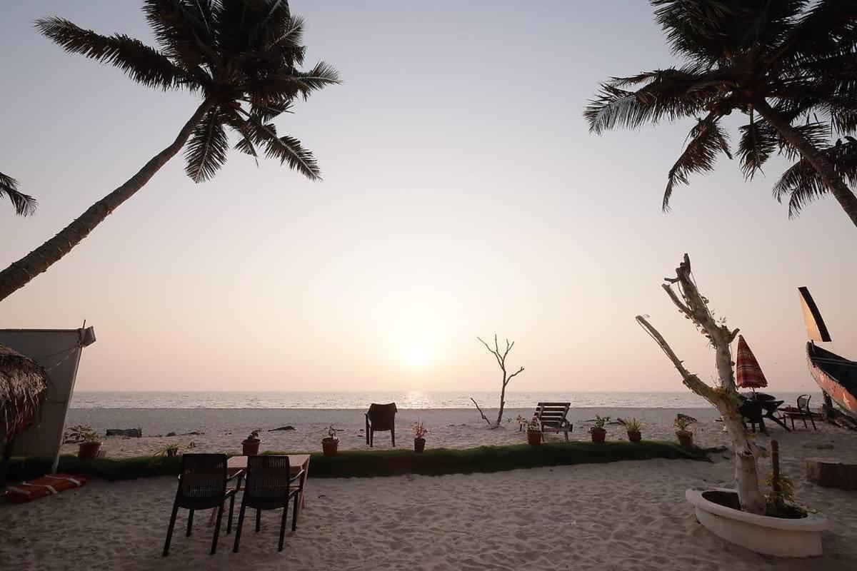 Alivious Beach Homestay Alappuzha Ngoại thất bức ảnh