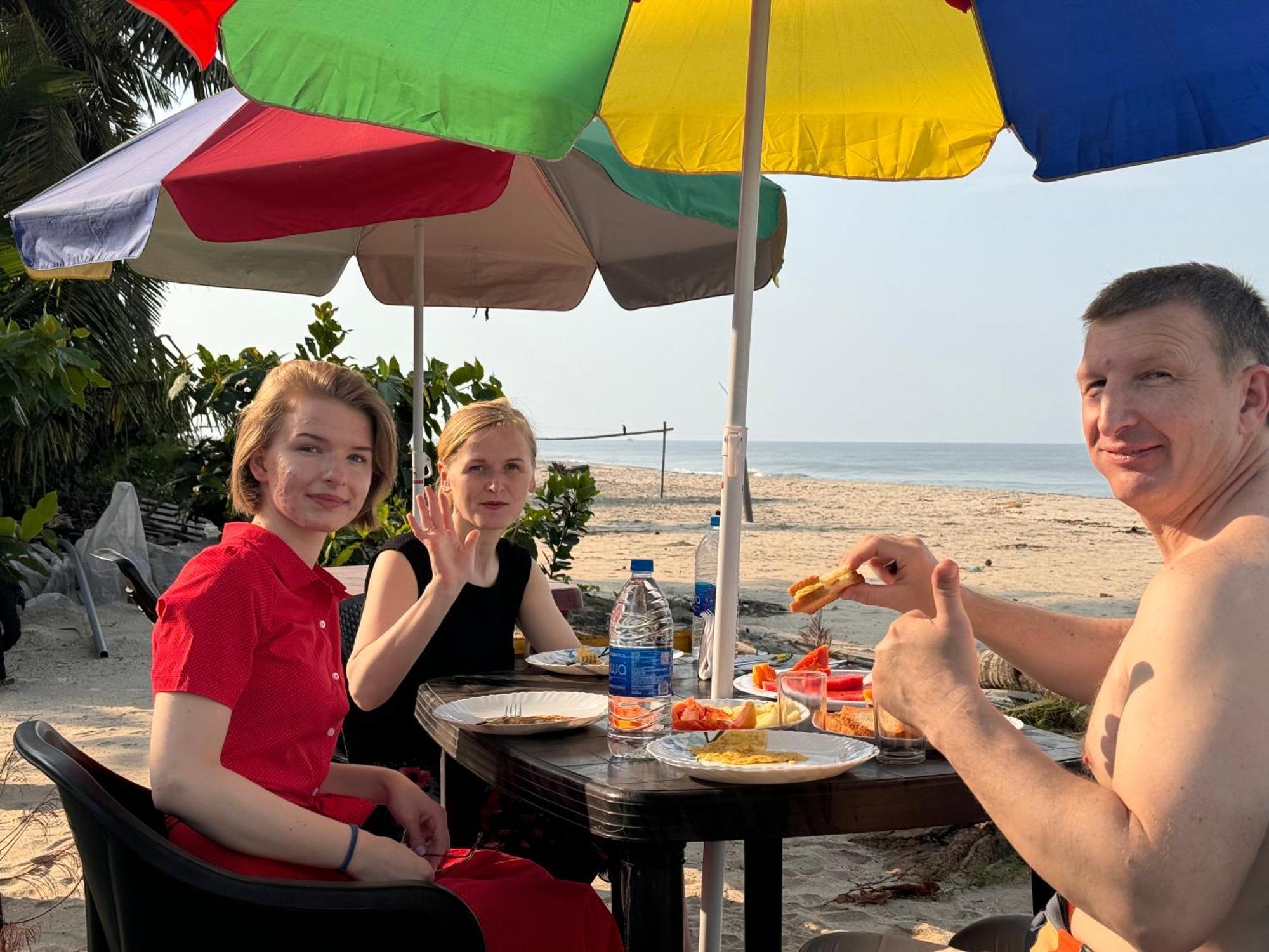 Alivious Beach Homestay Alappuzha Ngoại thất bức ảnh