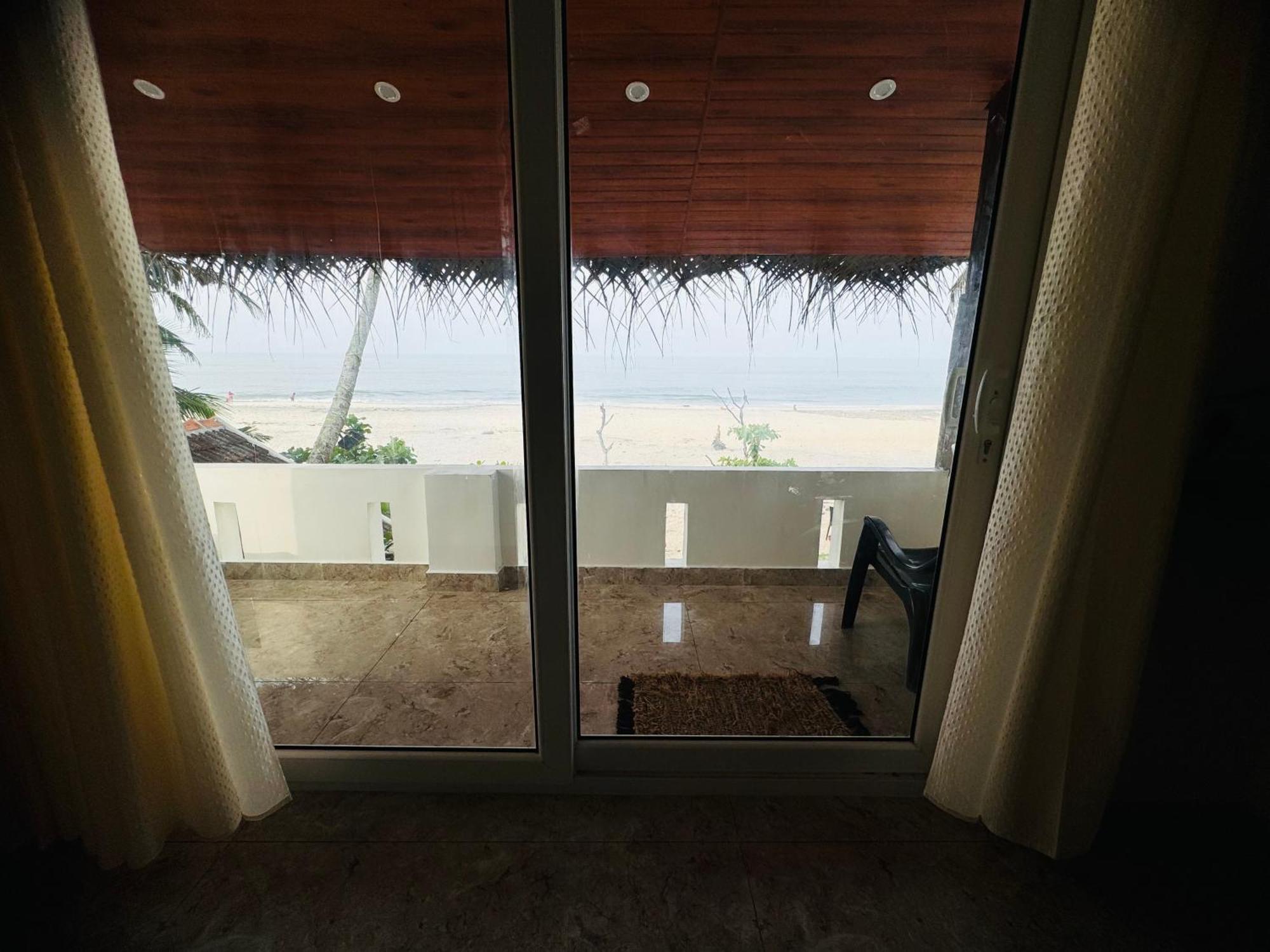Alivious Beach Homestay Alappuzha Ngoại thất bức ảnh