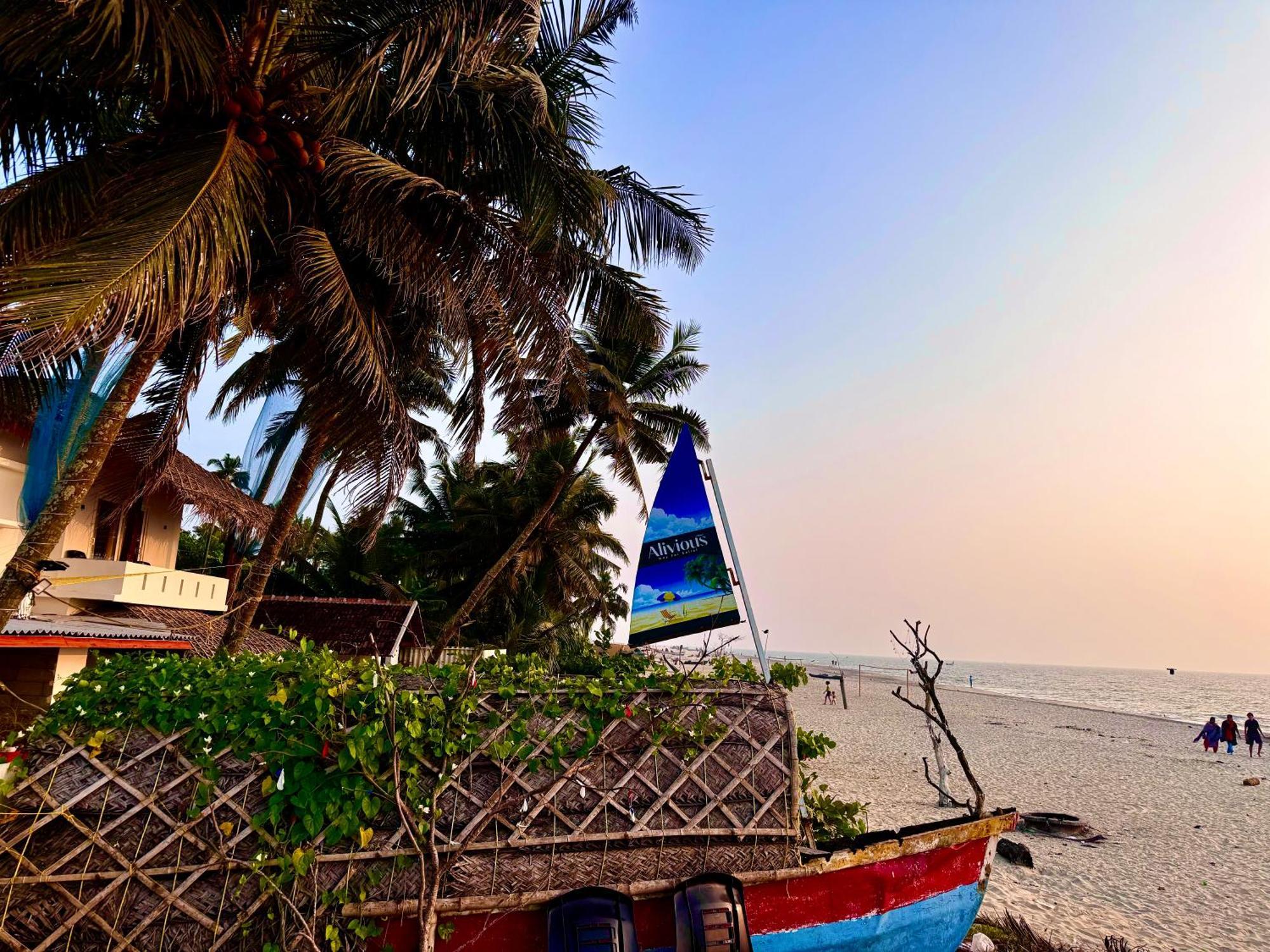 Alivious Beach Homestay Alappuzha Ngoại thất bức ảnh