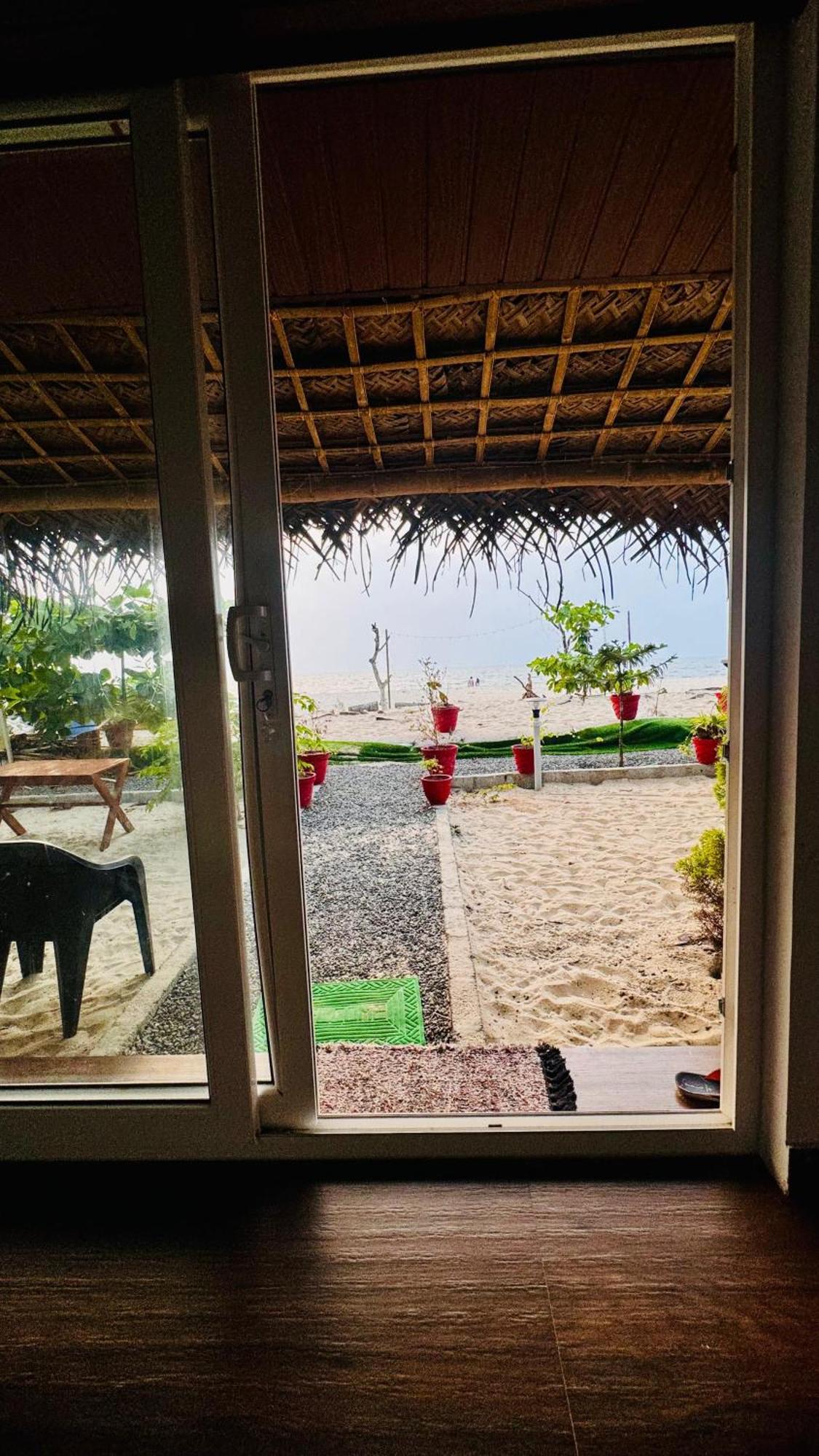 Alivious Beach Homestay Alappuzha Ngoại thất bức ảnh